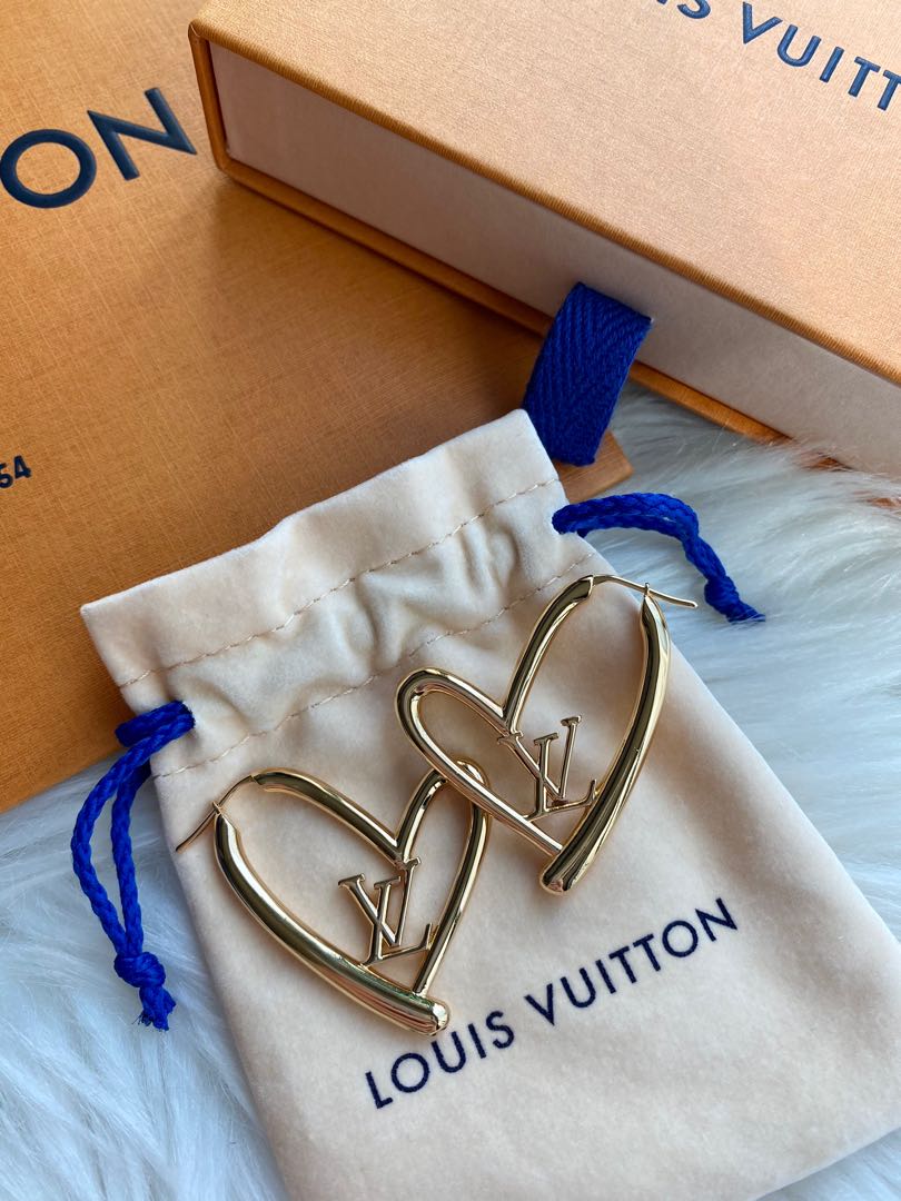 Louis Vuitton, Jewelry, Louis Vuitton Book De Reille Heart Fallin Love Gm  M0464 Gold Color Earrings
