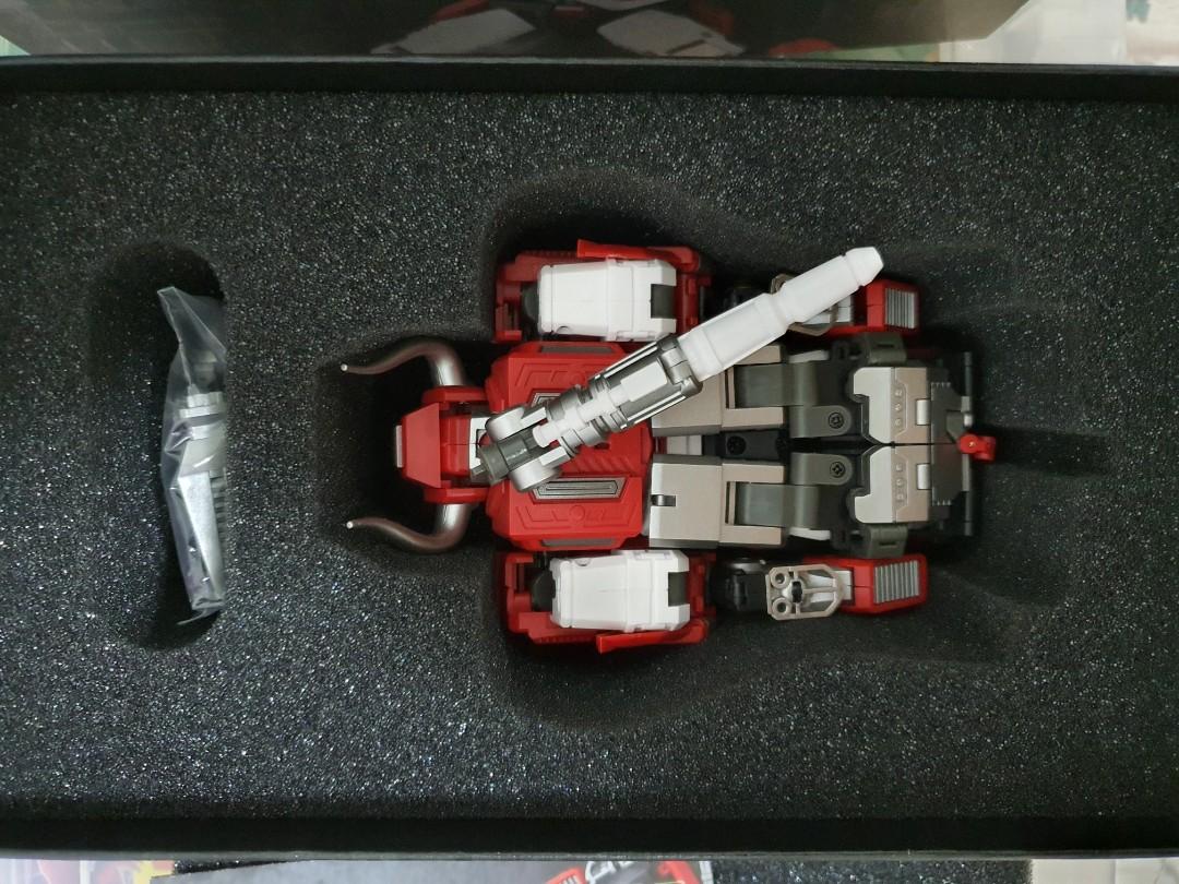 [BIB] Transformers GenerationToy Generation Toy - GT-11 GT11 RedBull ...