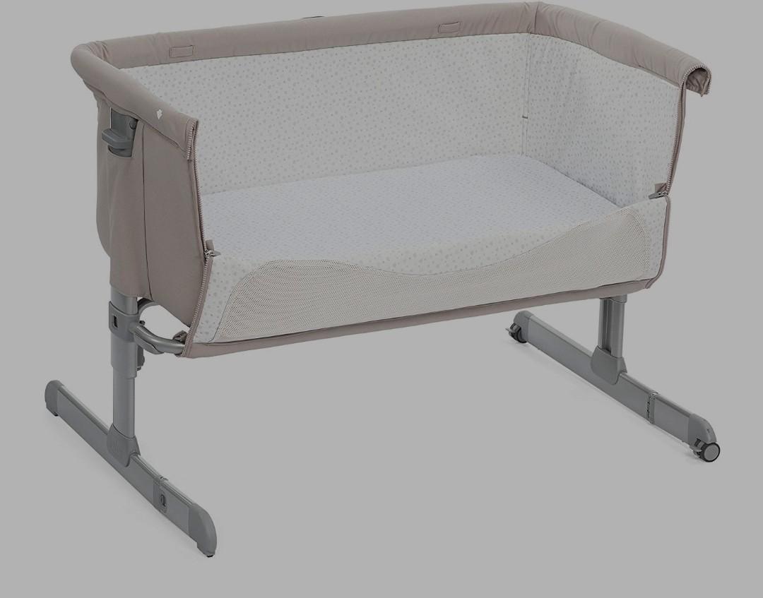 Chicco Next2Me CoSleeper, Babies & Kids, Baby Nursery & Kids Furniture, Cots & Cribs on Carousell