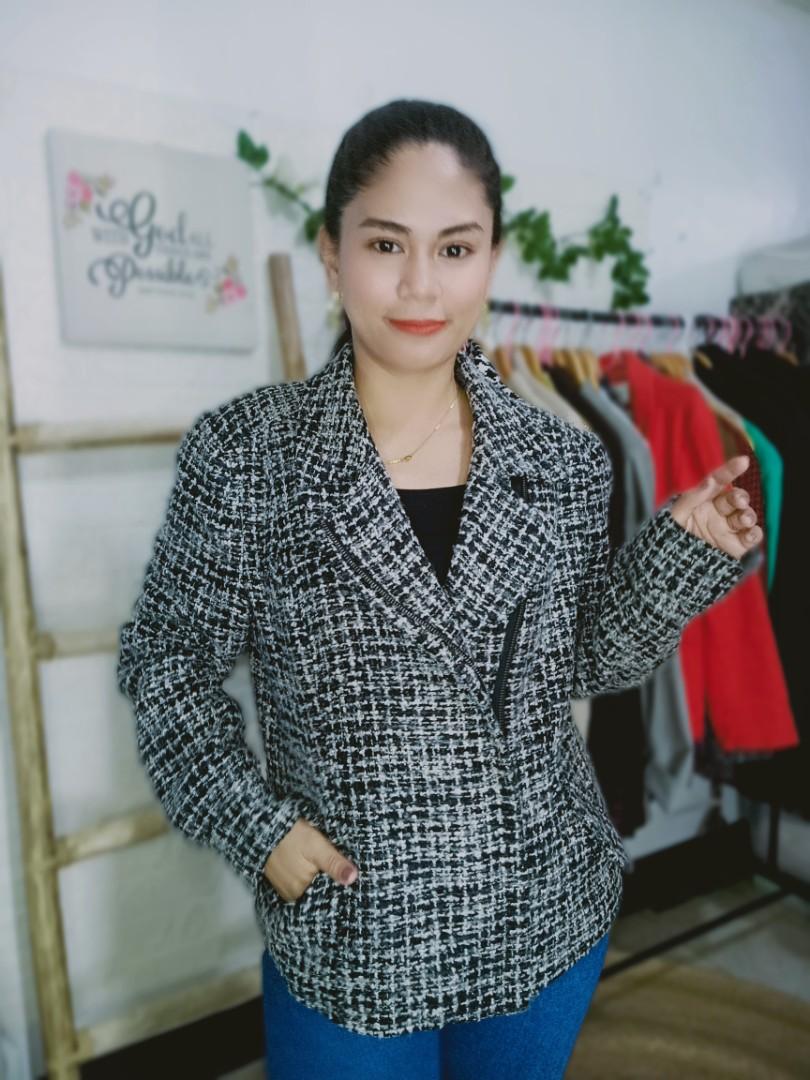 Chunky Tweed Motor Bike Jacket/Blazer (Category: Coats, Jackets and Outerwear) located in Cavite. Submitted by b.f.b (Listing ID 1117008567, Image 2). Description: .