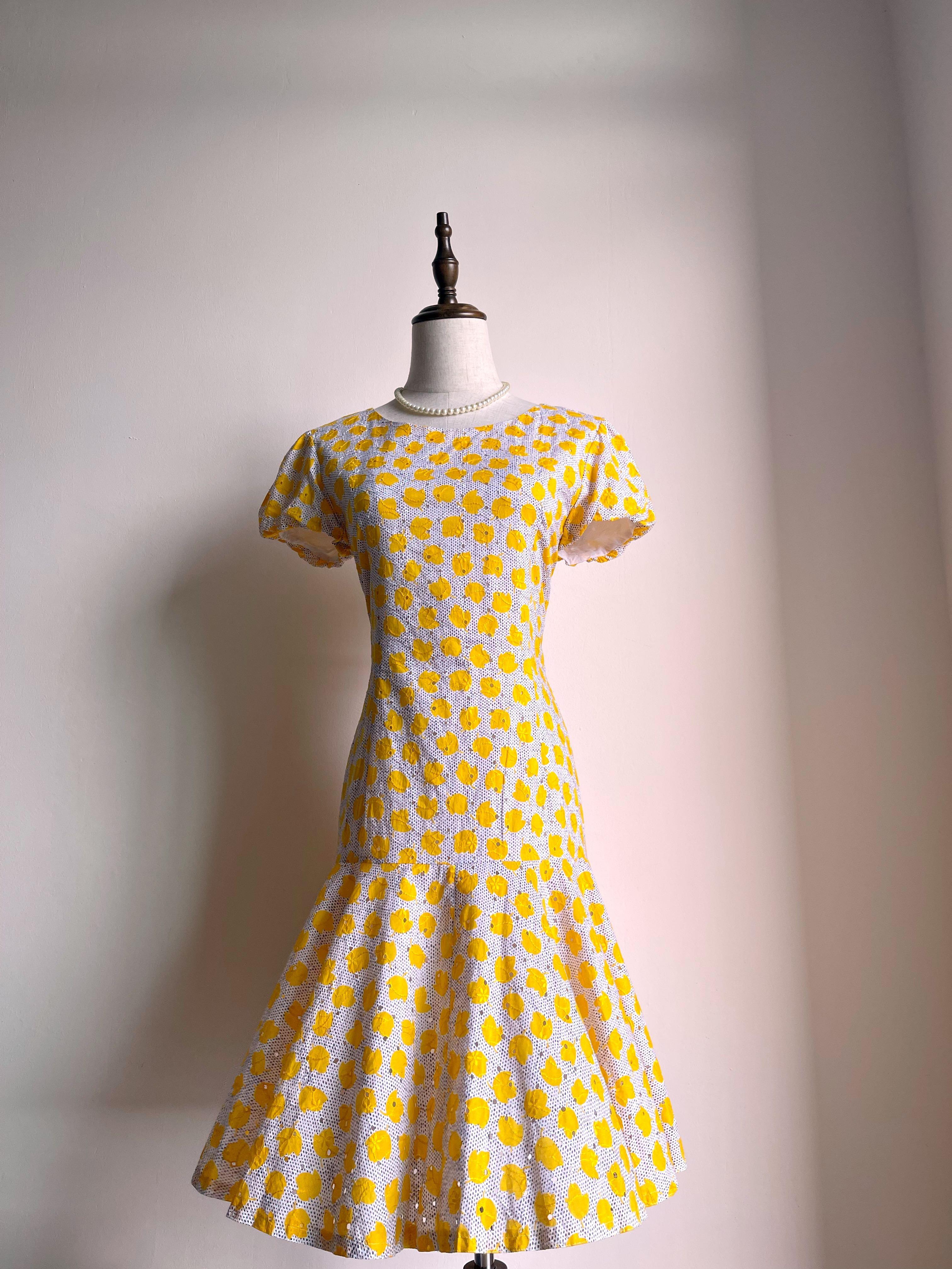 Vintage style drop new arrivals waist dresses