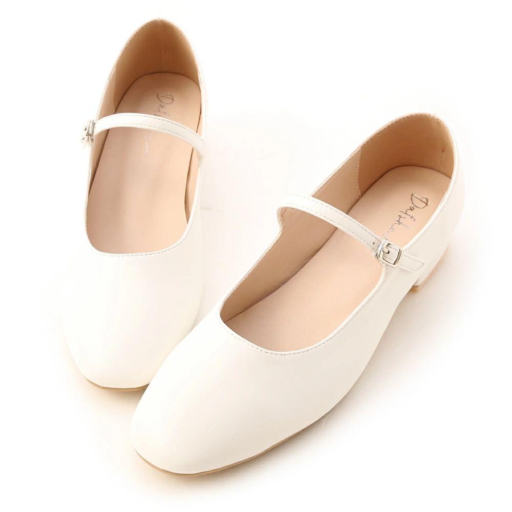 White mary jane shoes low heel online