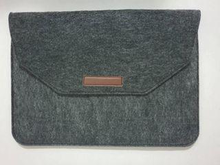 Felt Laptop Bag/Case/Sleeve (13 in.)