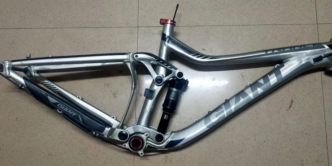 Giant full shop sus frame