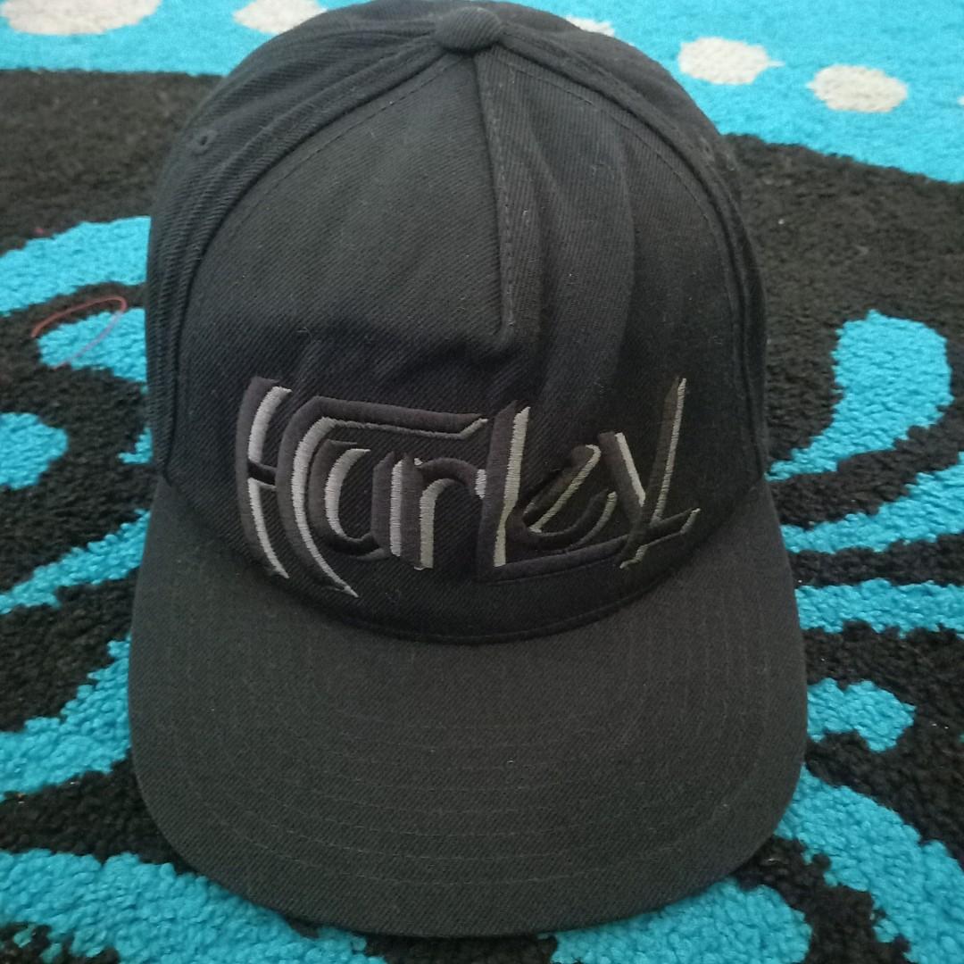 Hat/Topi Hurley x Yupoong, Fesyen Pria 