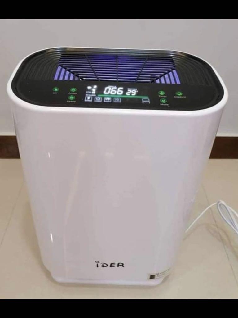 Ider air purifier with uv outlet light