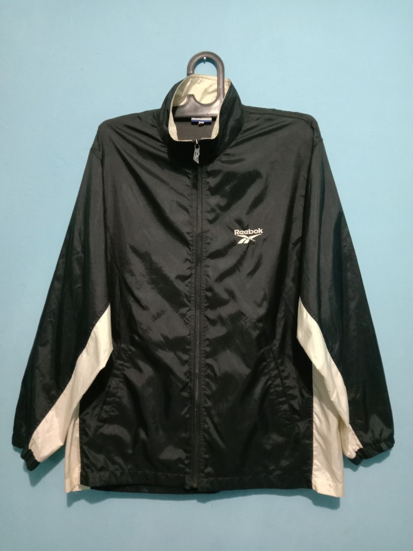 Jaket running Reebok original size fit 