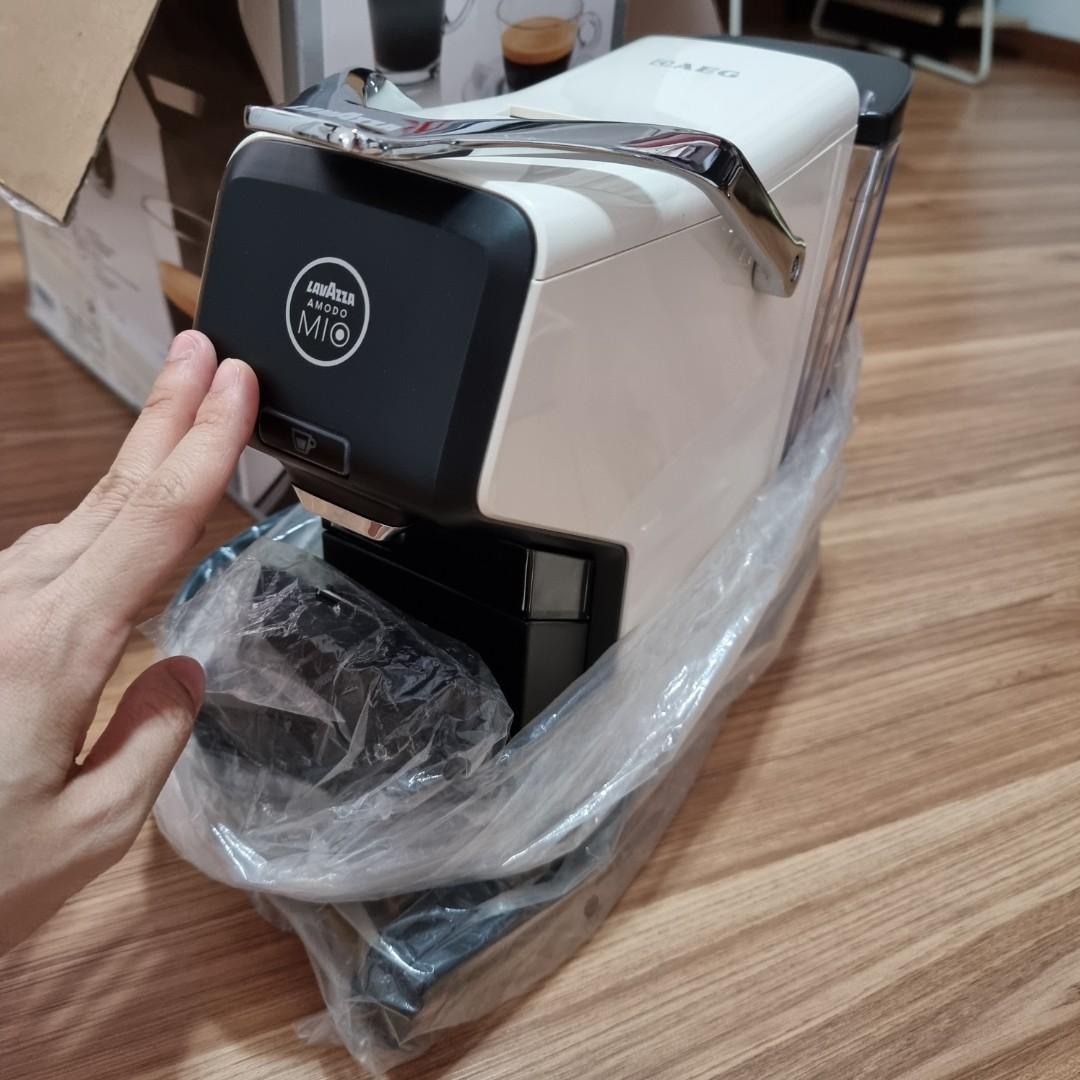 Lavazza A Modo Mio Espria Coffee Machine White
