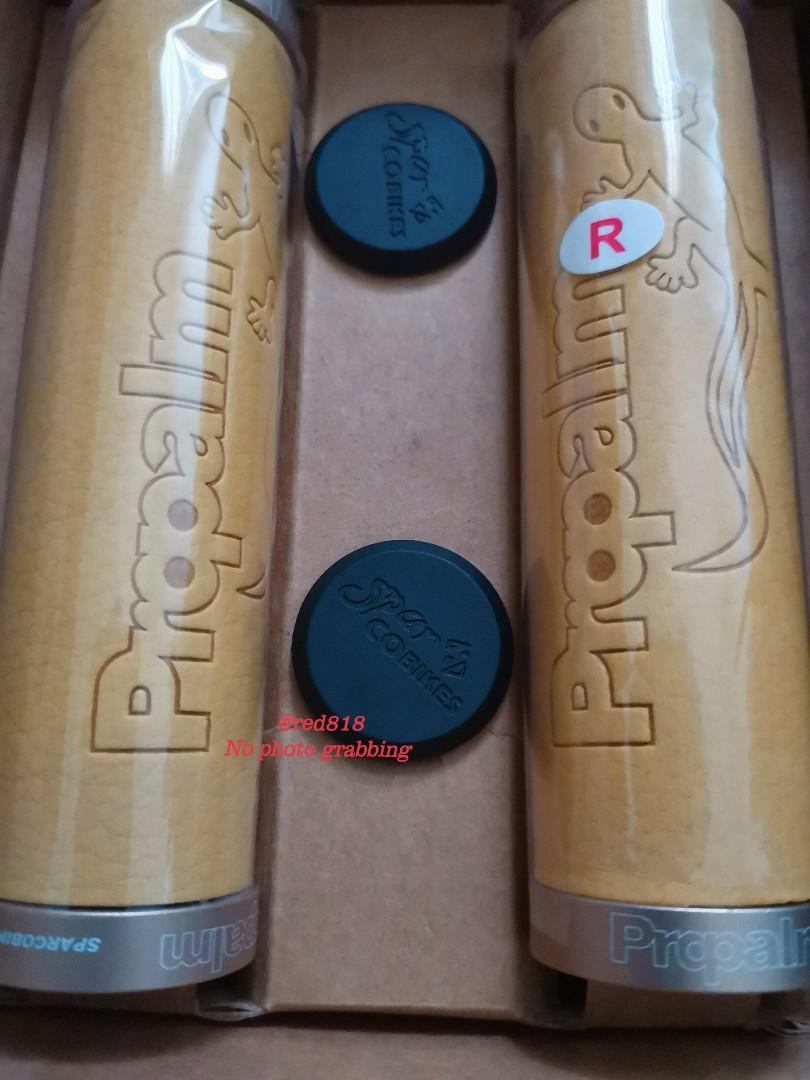 BIKE GRIPS (leather material) (Category: Bicycles) located in Mandaluyong City. Submitted by red818 (Listing ID 1116639414, Image 2). Description: Available Brand: Propalm Condition: Brand new Material: cowhide leather, aluminum alloy lock ring Color: Yellow Includes bar end plugs Size: 130 mm length / 22.2mm diameter Made in Taiwan https://a.aliexpress.com/_mPXP2Ci RFS: Change of plan 📸 Actual photos posted 📩 Drop a message for inquiries.