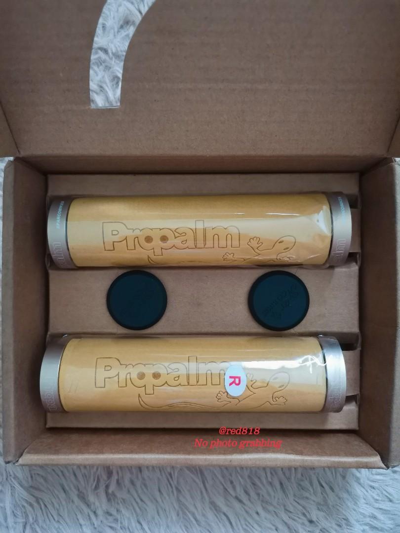 BIKE GRIPS (leather material) (Category: Bicycles) located in Mandaluyong City. Submitted by red818 (Listing ID 1116639414, Image 1). Description: Available Brand: Propalm Condition: Brand new Material: cowhide leather, aluminum alloy lock ring Color: Yellow Includes bar end plugs Size: 130 mm length / 22.2mm diameter Made in Taiwan https://a.aliexpress.com/_mPXP2Ci RFS: Change of plan 📸 Actual photos posted 📩 Drop a message for inquiries.