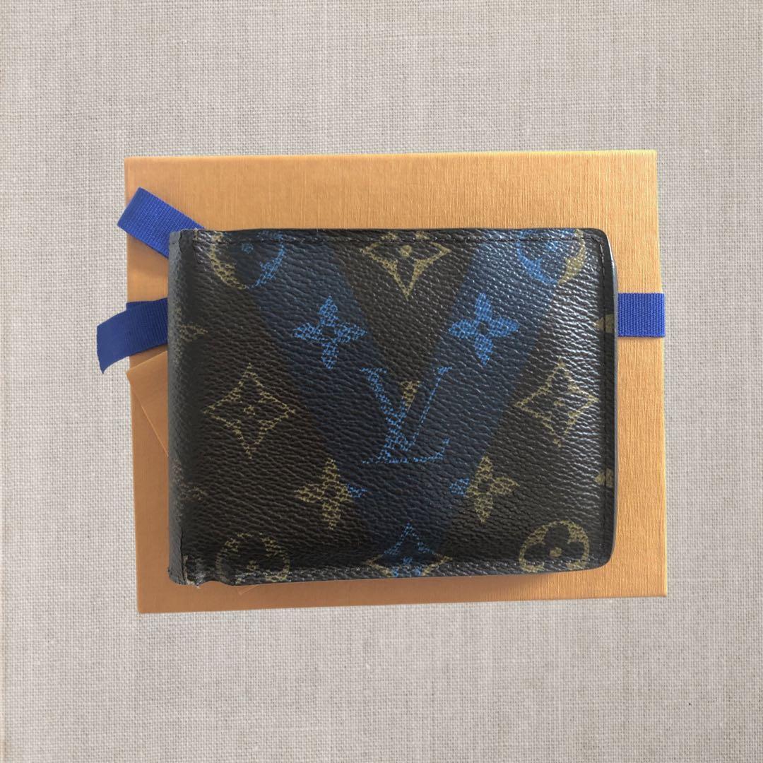 Louis Vuitton card holder, Men's Fashion, Watches & Accessories, Wallets & Card  Holders on Carousell