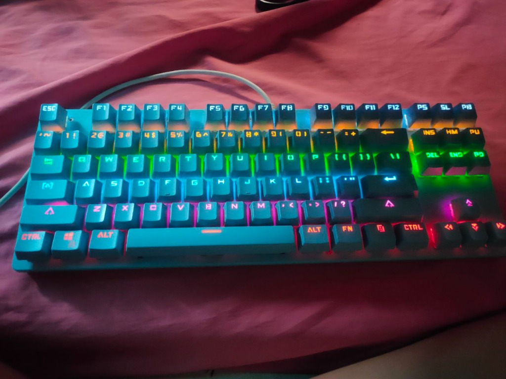 Mechanical keyboard Light Blue, Computers & Tech, Parts & Accessories