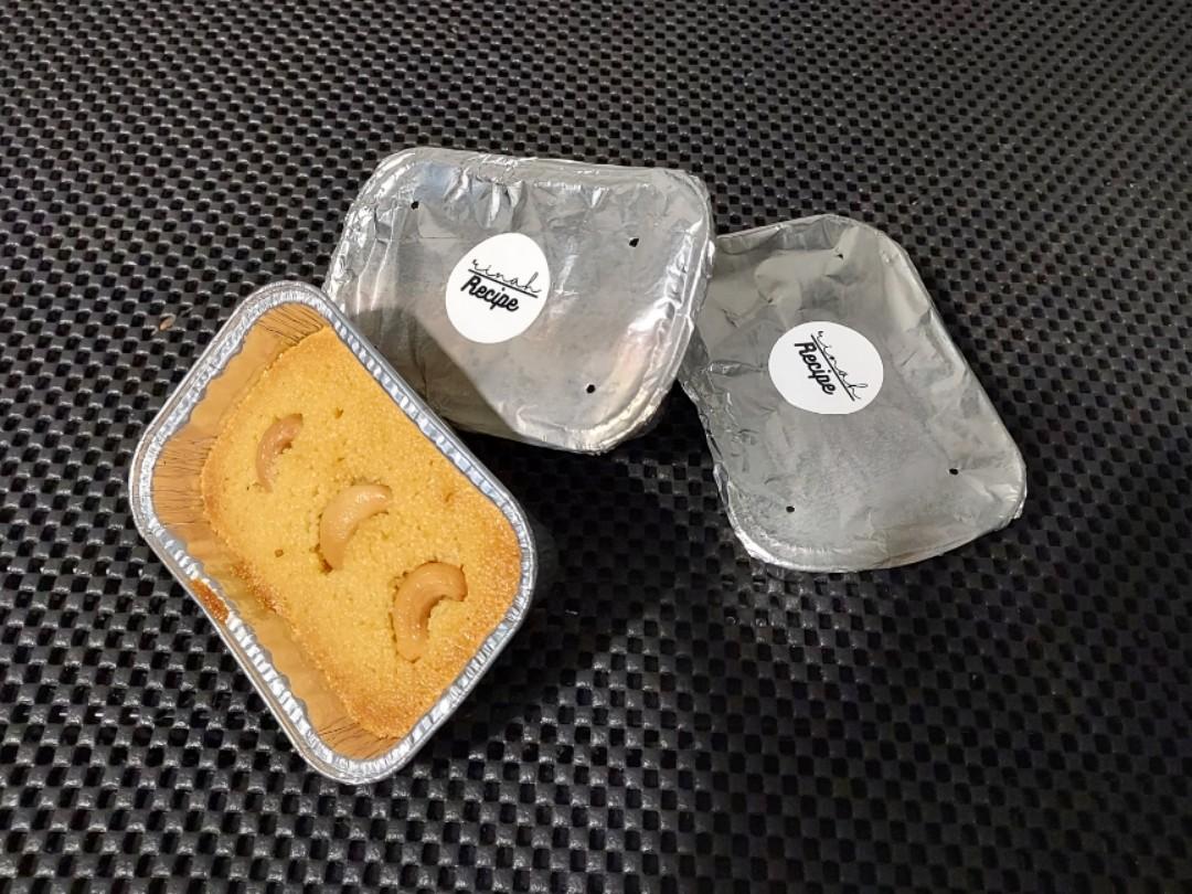 Mini damroot / sugee cake, Food & Drinks, Homemade Bakes on Carousell