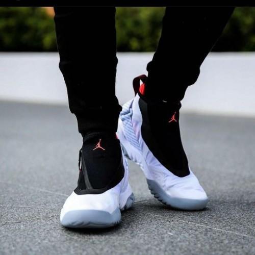 Jordan proto react on feet store