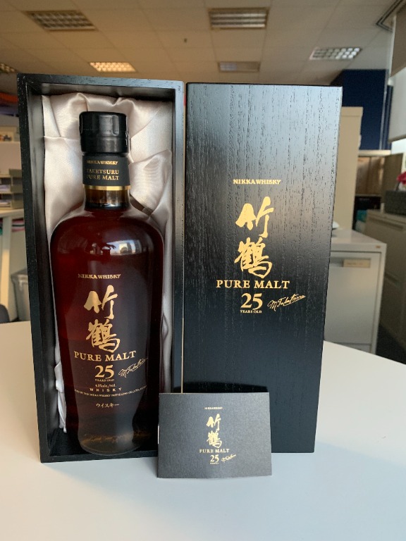 Nikka Taketsuru 25 whisky ~ 日本威士忌竹鶴25, 嘢食& 嘢飲, 酒精飲料