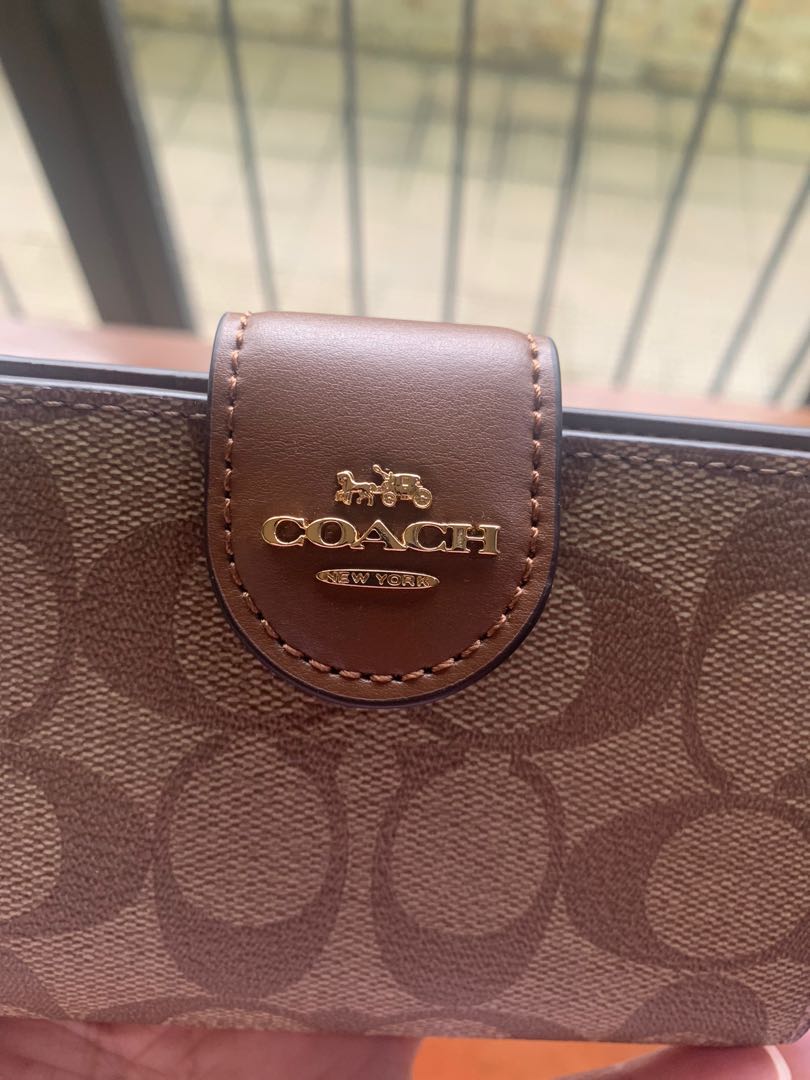 original wallet coach