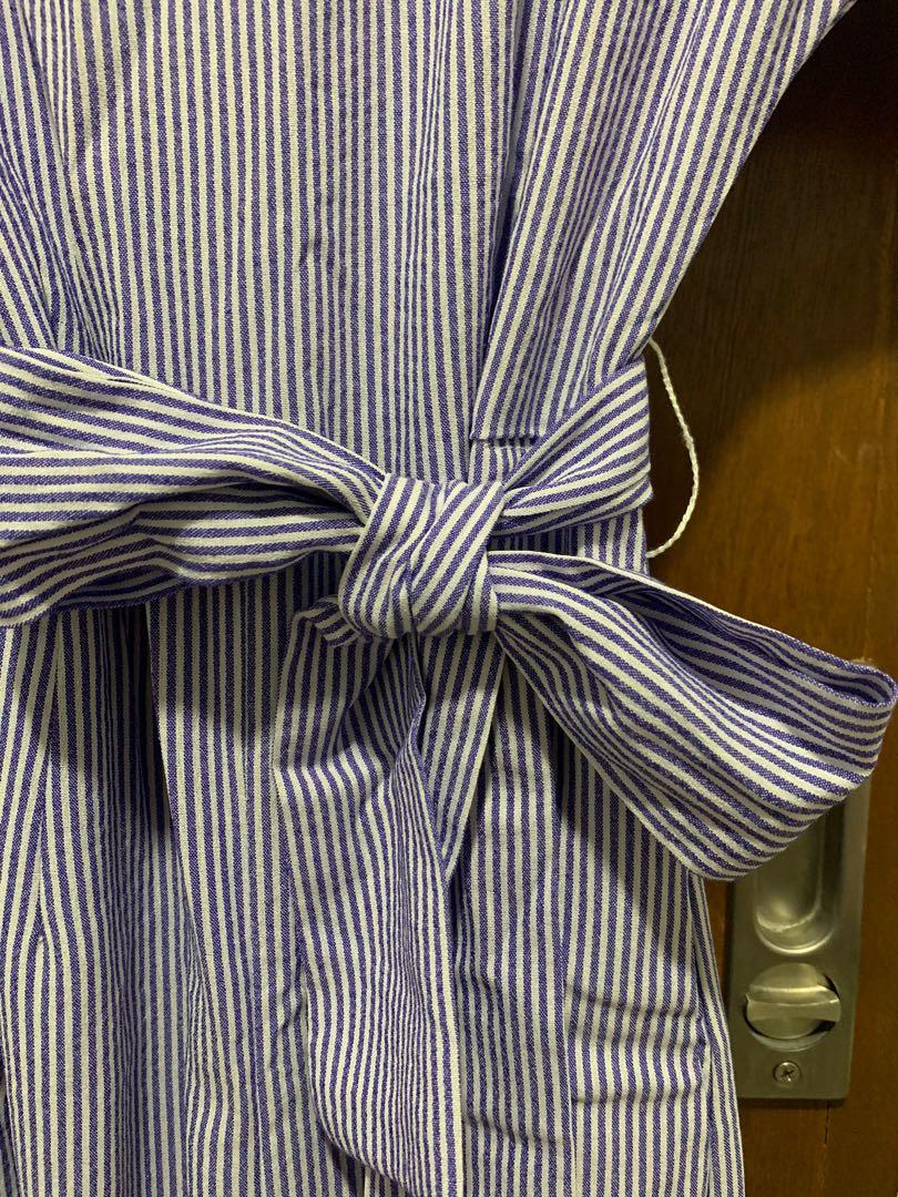 POMELO BLUE AND WHITE STRIPED JUMPSUIT (Category: Jumpsuits) located in Santa Rosa. Submitted by colde (Listing ID 1116967965, Image 3). Description: Bought via Zalora. Original price is 1k+ I’ve only worn this 3 times Really cute, just want to change wardrobe Comes with the cute matchy belt .