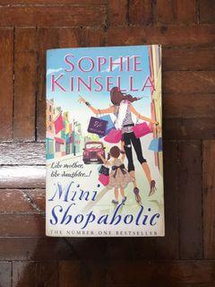 Preloved novel - Mini Shopaholic