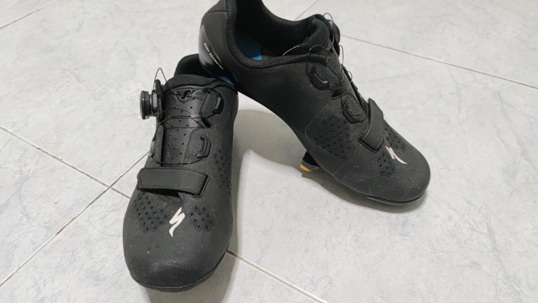Specialized Torch 2.0 EU43 WIDE Sports Equipment Bicycles