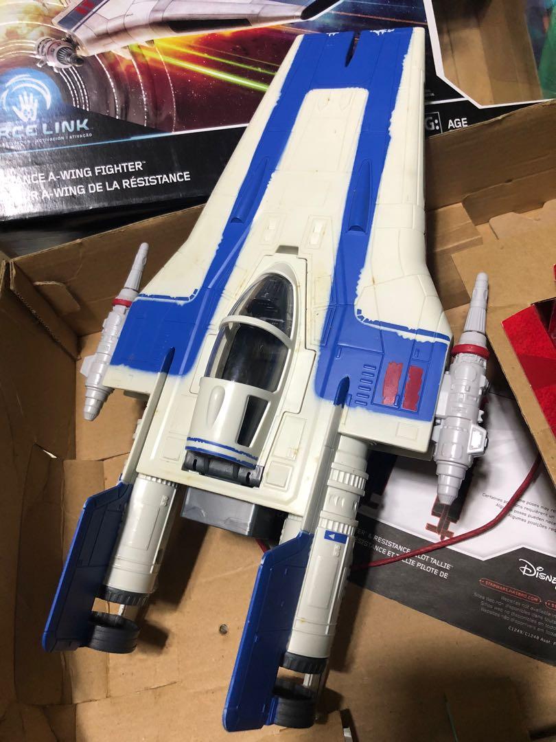 Starwars Resistance Pilot Tallie (Category: Action & Battle Toys) located in Paranaque City. Submitted by nm_essentials (Listing ID 1116888493, Image 3). Description: Preloved Toy Collection Resistance A-Wing Fighter with pilot Tallie ✔️Bought at P2,399.75 at Toy Express ✔️Complete with box ✔️Like New 🔺If you have a force link accessory you can activate it’s sound. (Bring the galaxy to life!).