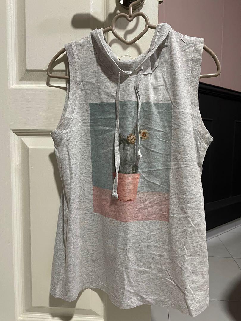 Girls hotsell sleeveless hoodie