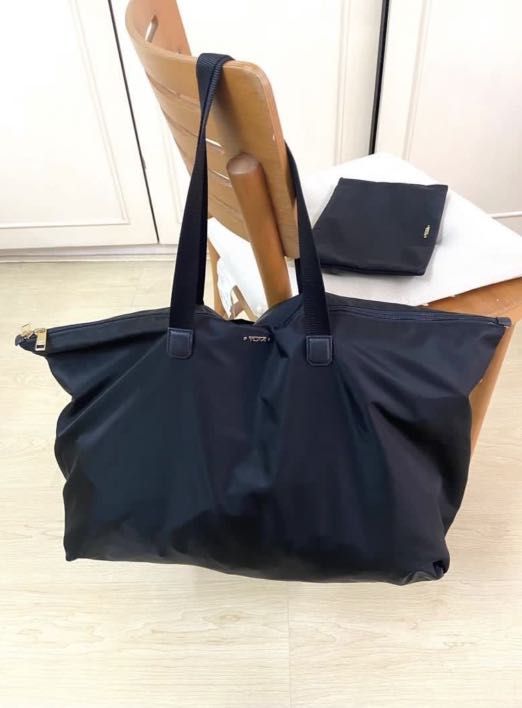 Tumi just in case cheap tote