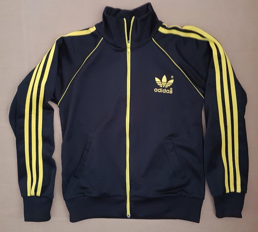 Adidas yellow stripes discount