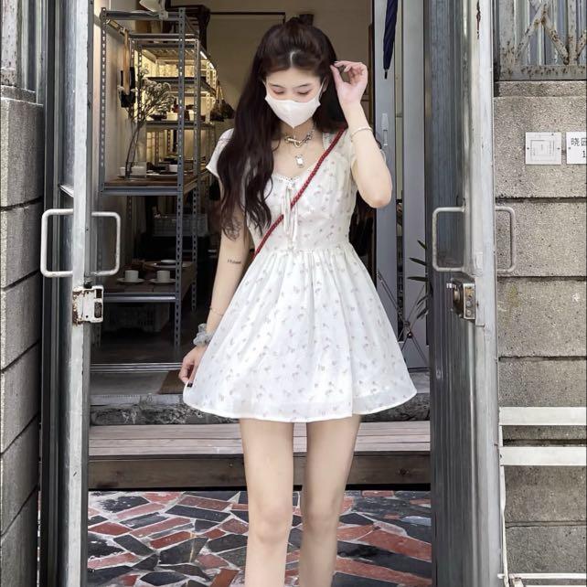 white floral dress xs Women s Fashion Dresses Sets Dresses