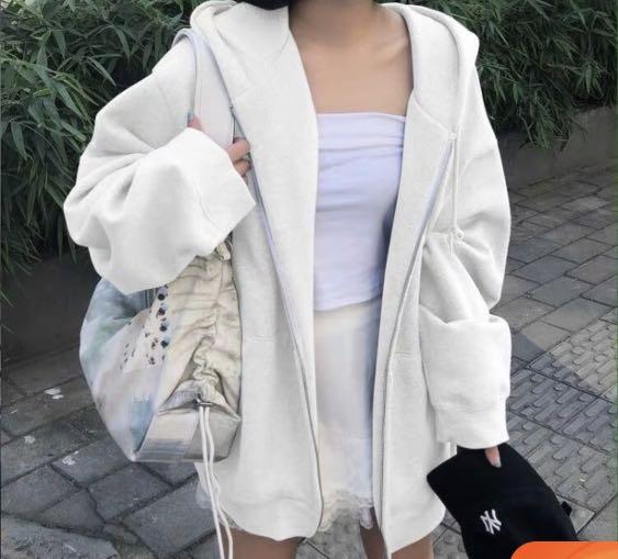 White on sale hoodie tumblr