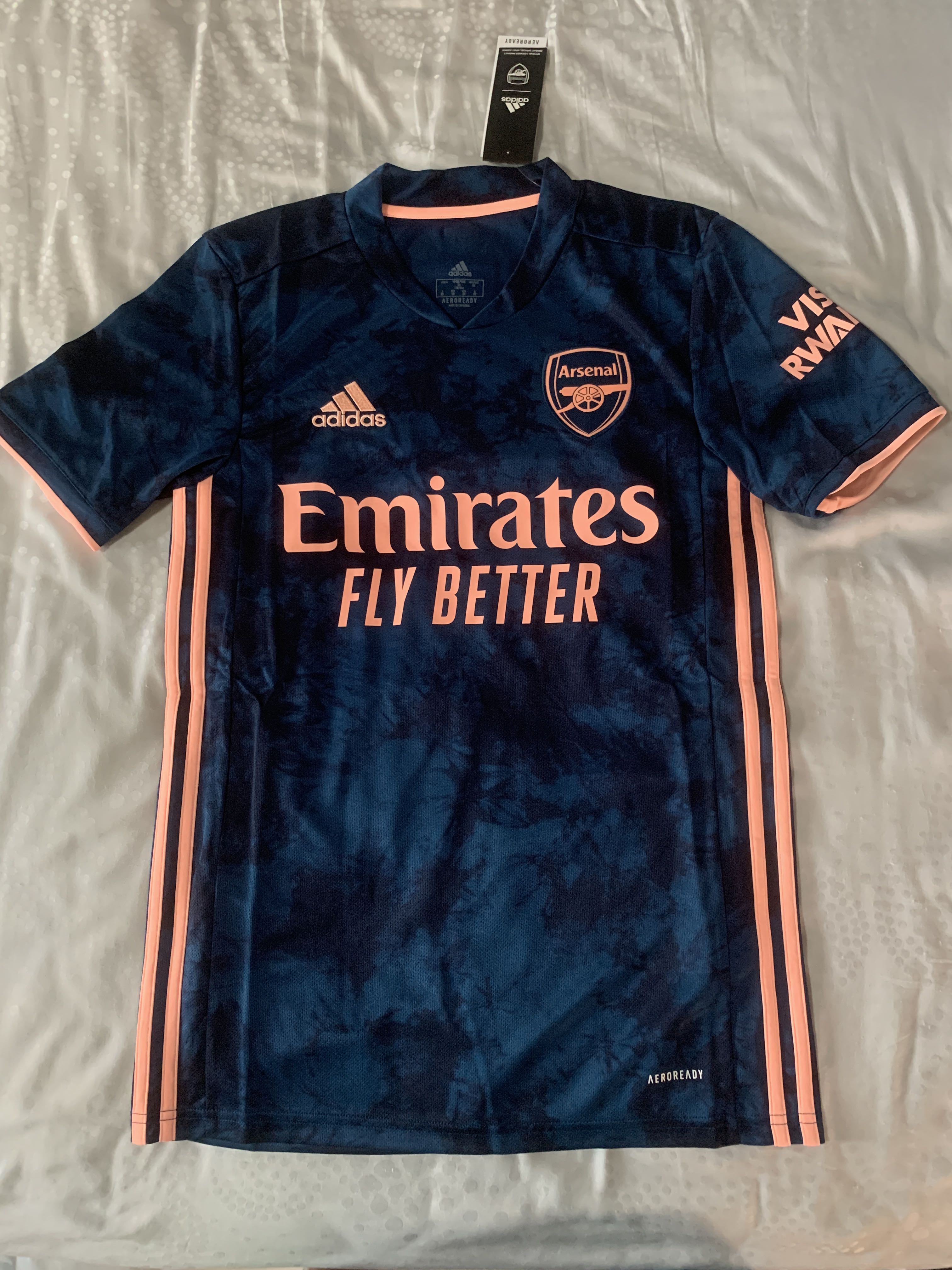 100% Genuine. Arsenal Third Shirt 21/22 BNWT 