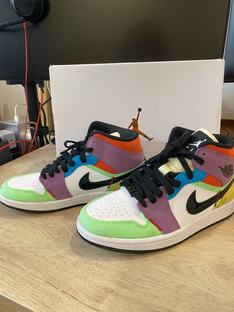 Jordan 1 multicolor top on feet