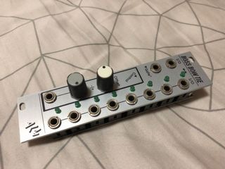 （分類：）位於 。 由 vzc49 提交（商品編號 1118813938，圖片 1）。簡介： 。