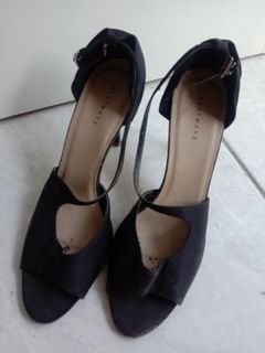(Kategori: ) berada di . Dikirim oleh clover_dps (ID iklan 1118700941, Gambar 1). Deskripsi: .