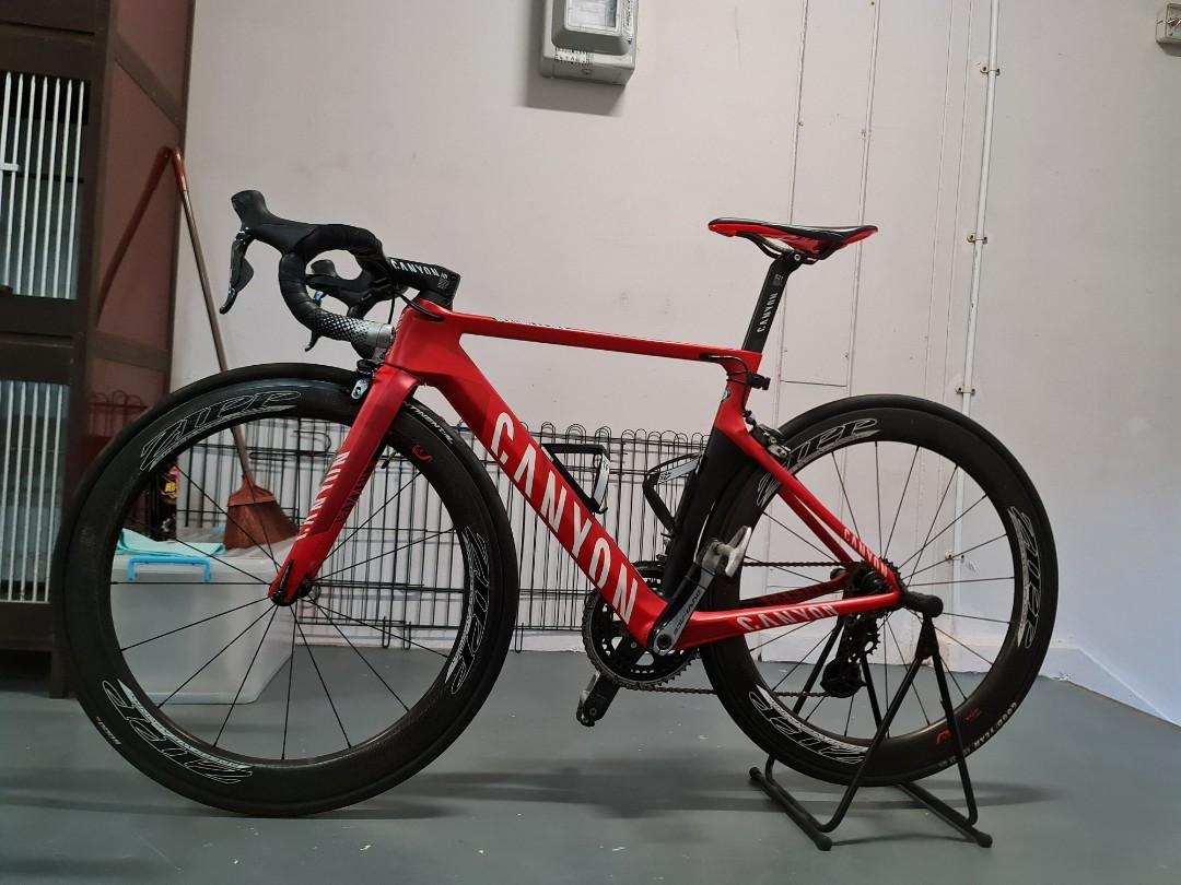 Canyon road hot sale bike red