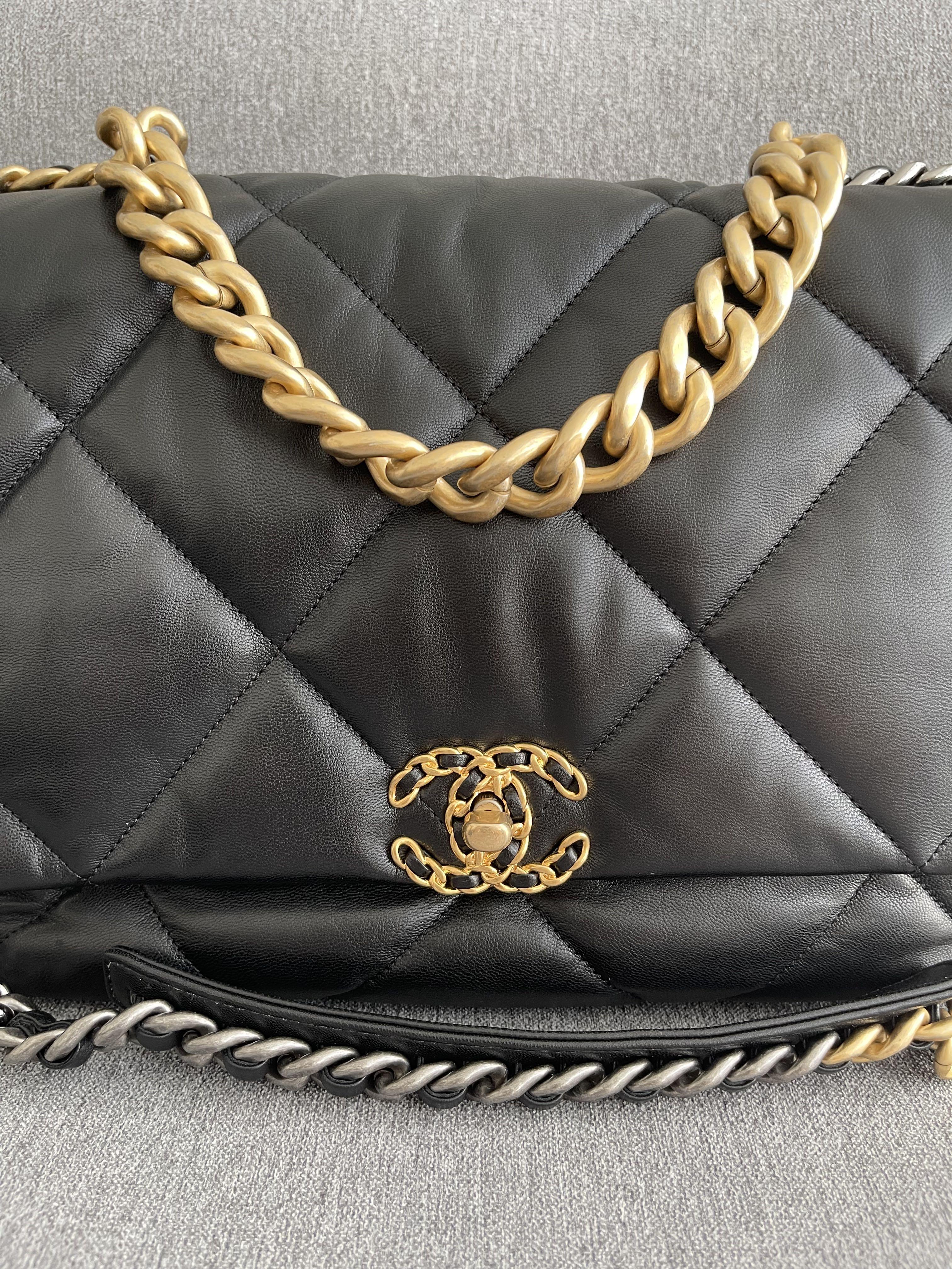 CHANEL 19 Bag in Large. Lambskin Leather in Gold-Tone, Silver-Tone &  Ruthenium-Finish Metal Black. Series 28 ***, Luxury, Bags & Wallets on  Carousell