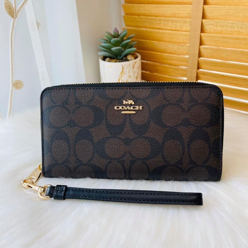 Coach zip around purse top