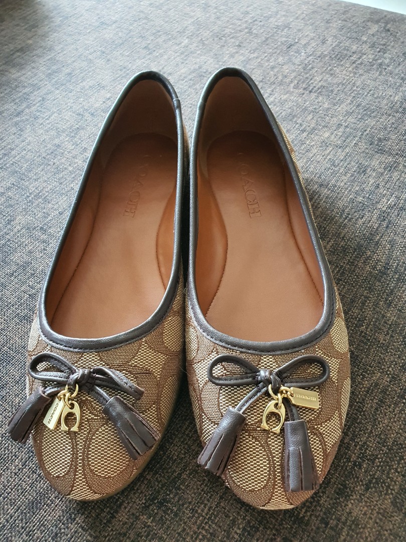 Coach signature flats shop