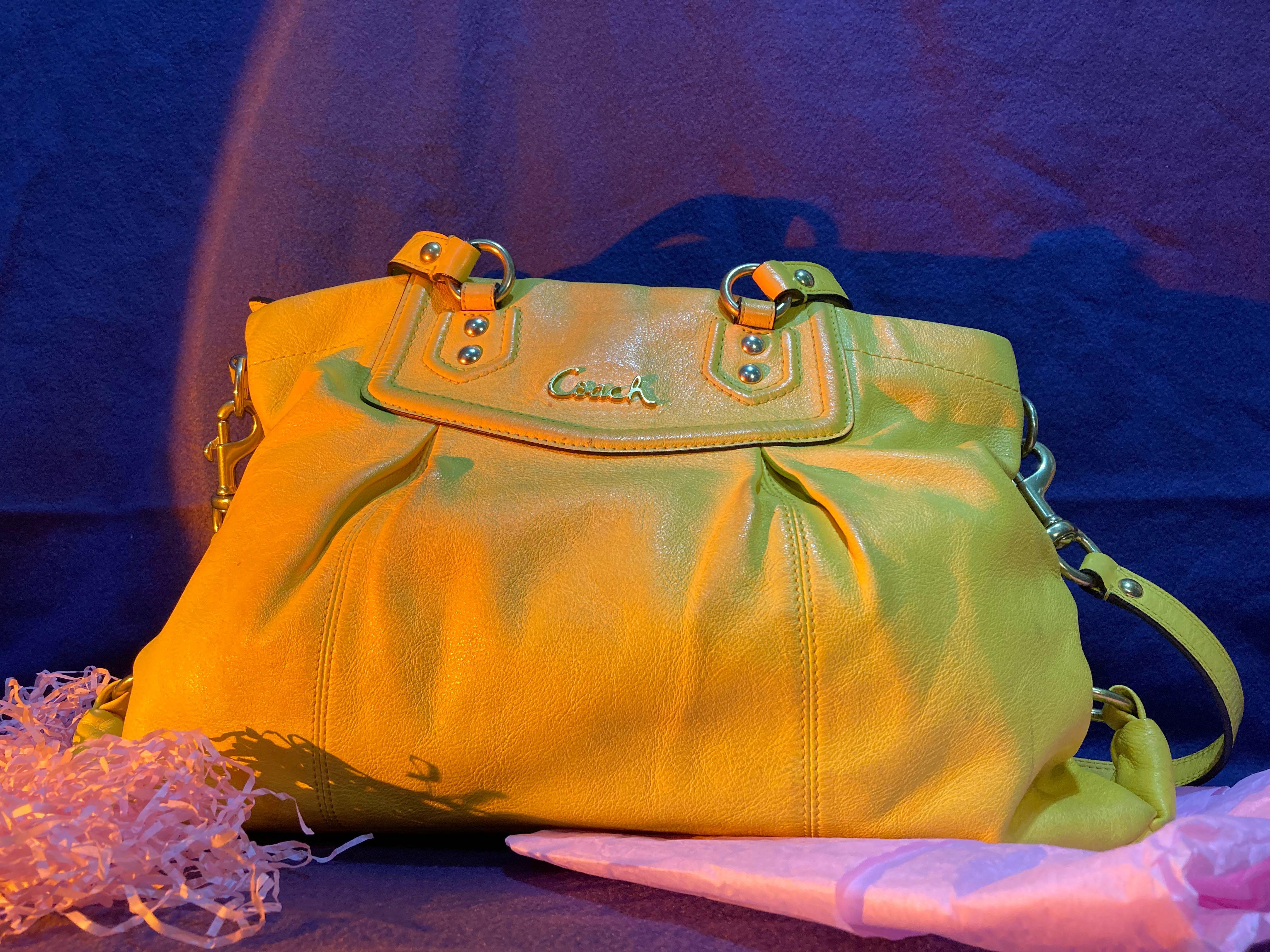 Coach mustard outlet handbag