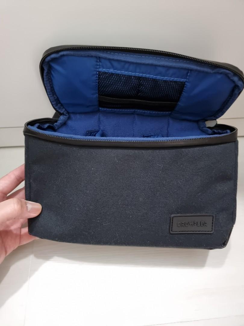 Crumpler Kingpin Camera Inlay Pouch S Men s Fashion Bags Belt bags Clutches and Pouches on Carousell