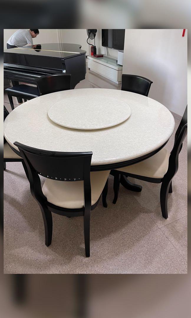 Dining Table (Category: Tables & Sets) located in Singapore. Submitted by lersiewteng2021 (Listing ID 1118710787, Image 1). Description: Marble dining table with 6 chairs If keen pls call 8666-6760.