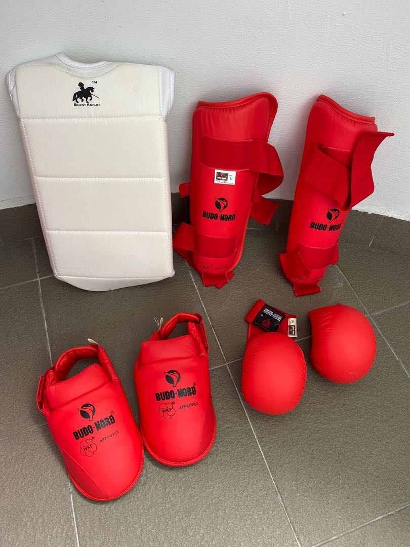 Full Karate kit ( Size L ), Sports Equipment, Other Sports Equipment