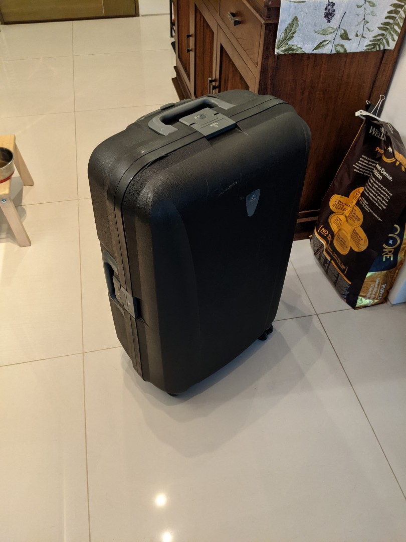 Gardini Large Hard Suitcase Luggage Hobbies Toys Travel
