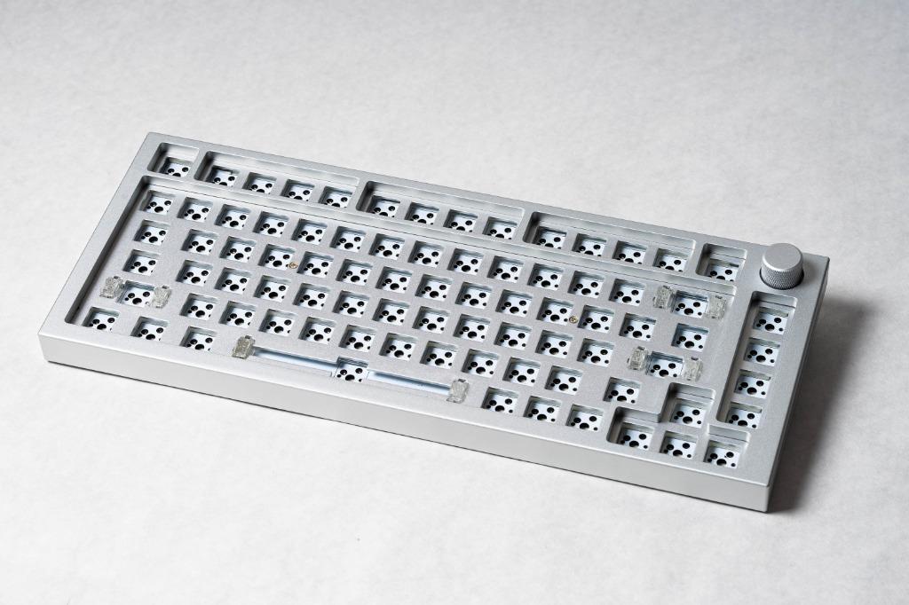 GMMK PRO Silver mechanical keyboard + Polycarbonate Plate + Durock V2