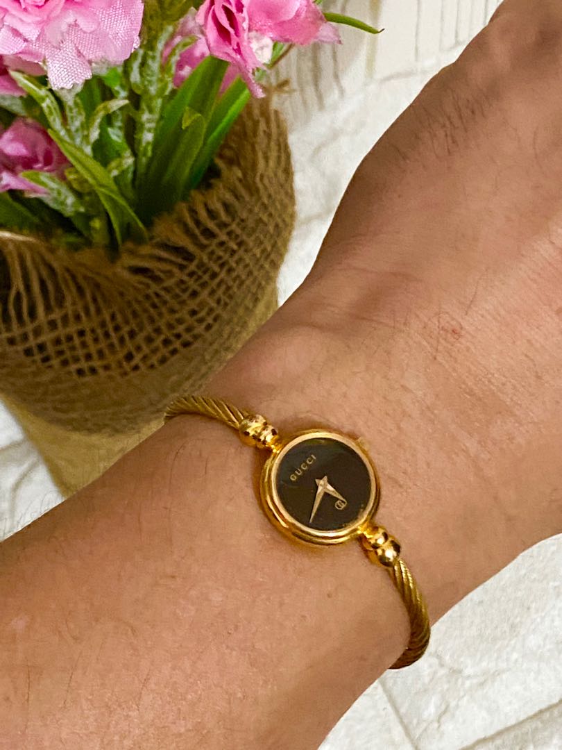 Gucci bangle watch authentic, 20 mm 