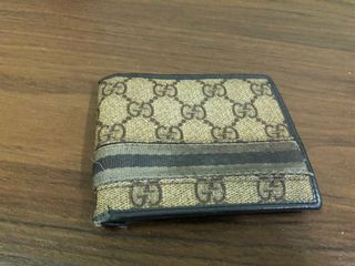 (Category: ) located in . Submitted by fundmytrvls_luxury (Listing ID 1118761076, Image 1). Description: .