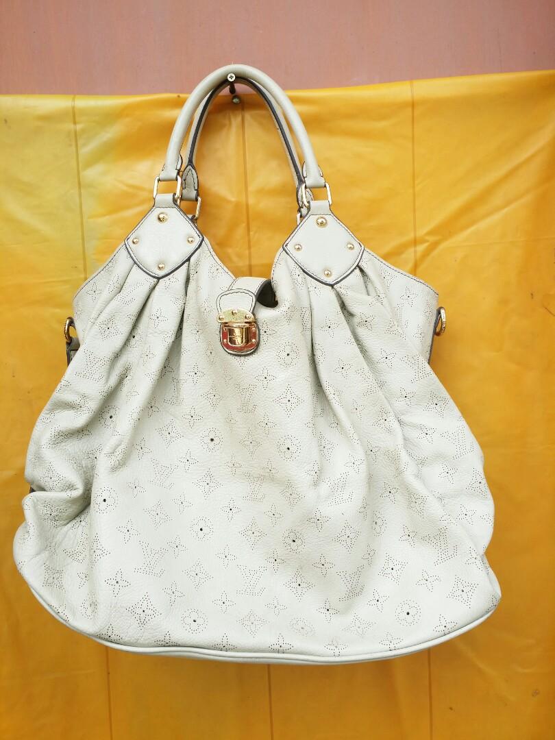 Louis Vuitton Mahina XL Preloved, Barang Mewah, Tas \u0026 Dompet di Carousell