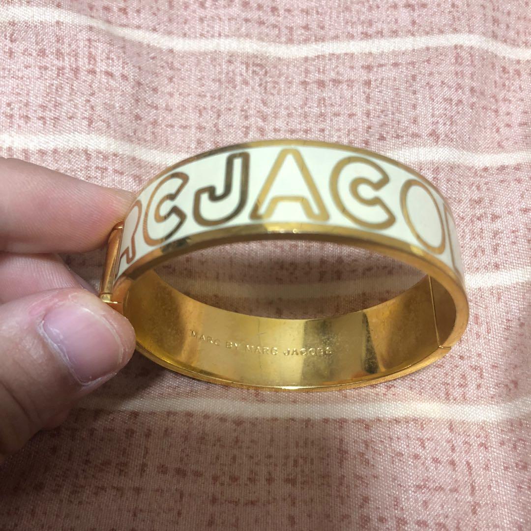Marc Jacobs Bangle Bracelet Women s Fashion Jewelry Organisers