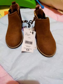(Category: ) located in . Submitted by bagsthrifted.com (Listing ID 1118761476, Image 1). Description: .