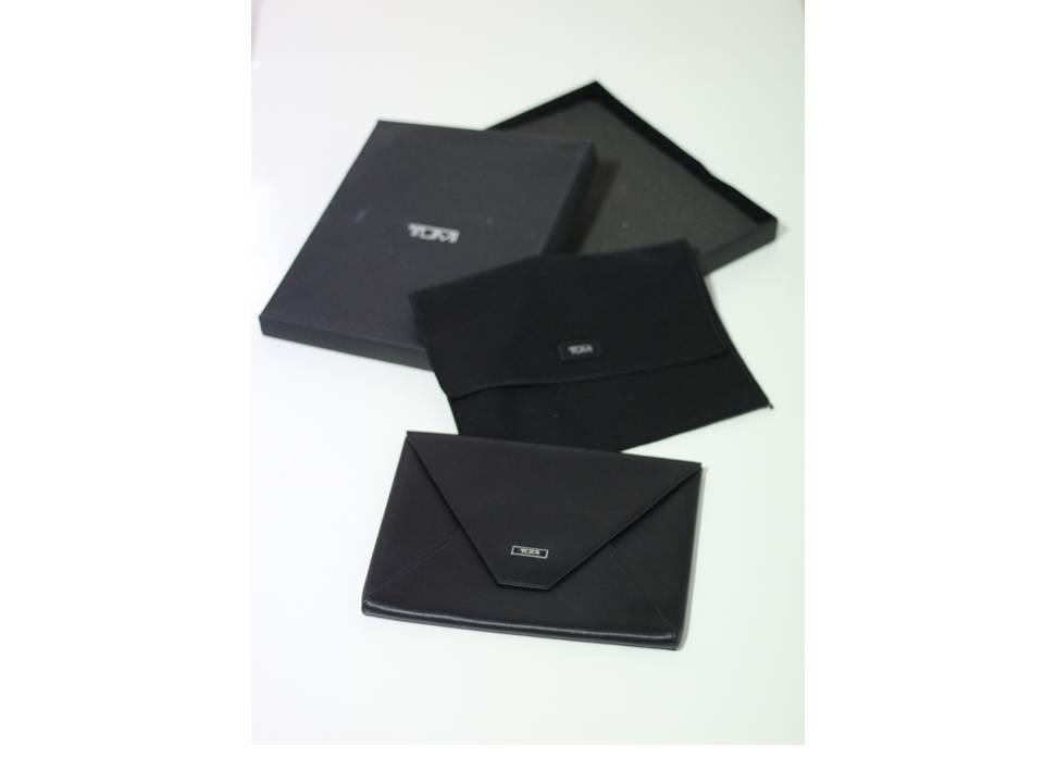 Tumi ipad 9.7 case discount