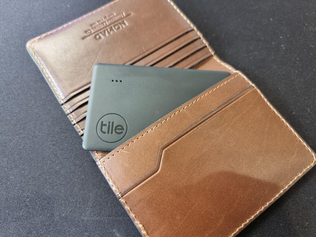 NOMAD Slim Wallet (Tile Tracking Edition), Men's Fashion, Watches